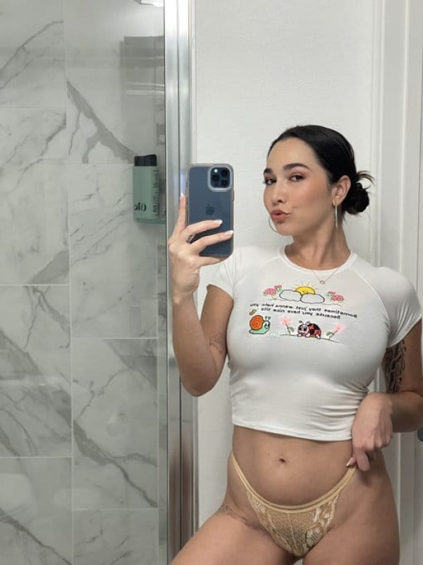 Sono disponibile per tutti i tuoi piani sessuali 💋🎉🥒👅 Sono disponibile per tutti i tuoi piani sessuali 💋🎉🥒👅