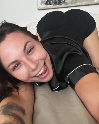 Sono disponibile disponibile disponibile disponibile