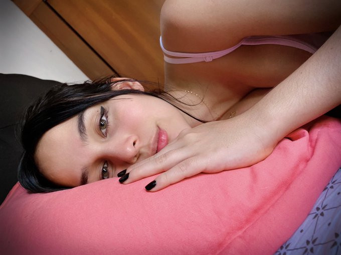 Sono disponibile per incontri sessuali 😘