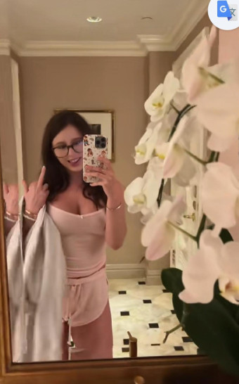 Sono single e disponibile subito per i tuoi servizi.