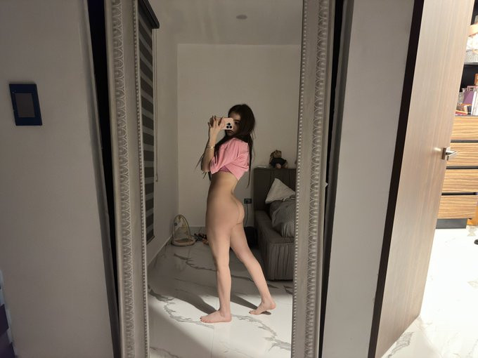 Sono disponibile per un incontro sessuale