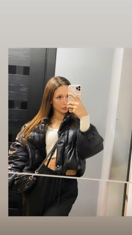 Sono disponibile ora per sesso tabù 🥰