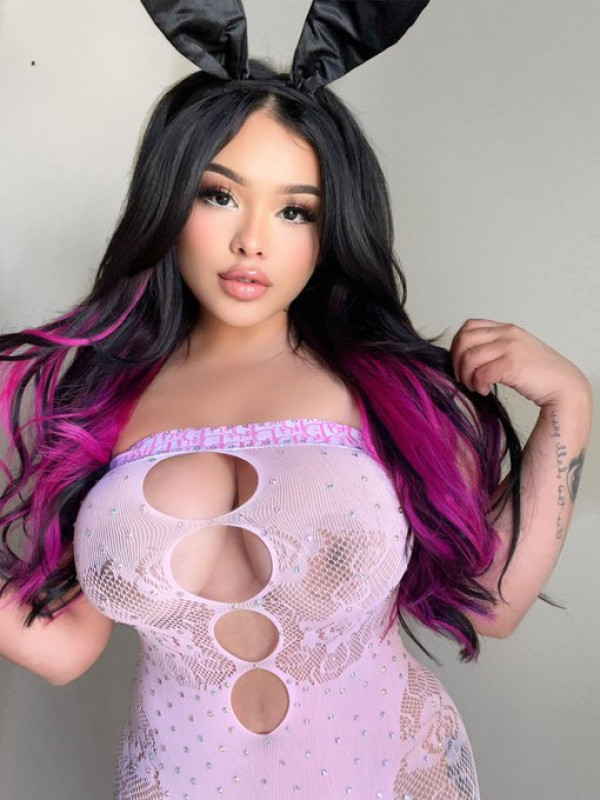 Sono una donna single disponibile per una rapporto sessuale ma è pagamento quindi sei interessato