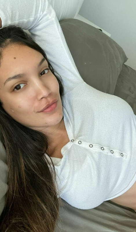 CIAO TESORO, VIENI A VIVERE IL MOMENTO PIACEVOLE, PIACEVOLE E INDIMENTICABILE INSIEME A ME A LETTO SENZA ALCUN PROBLEMA 🇮🇹❤️🇮🇹