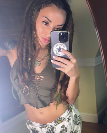https://allmylinks.com/rosalieguette