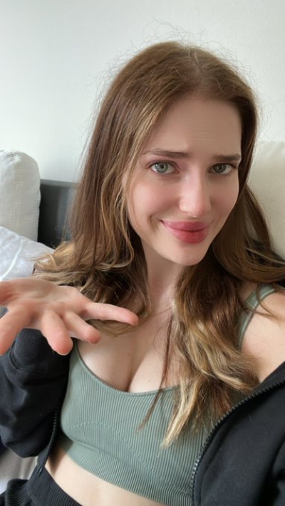 Sono disponibile per il piano Sensuale, scrivimi in privato