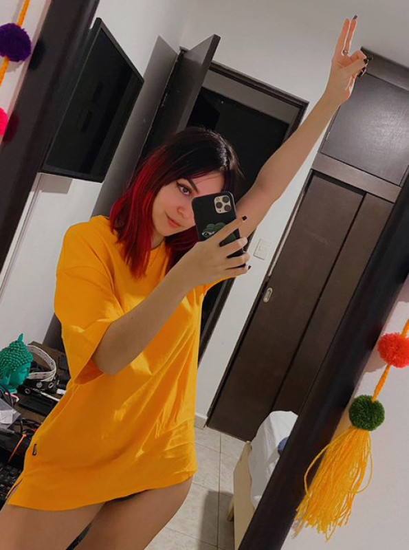 Sono disponibile per incontri sessuali 😘