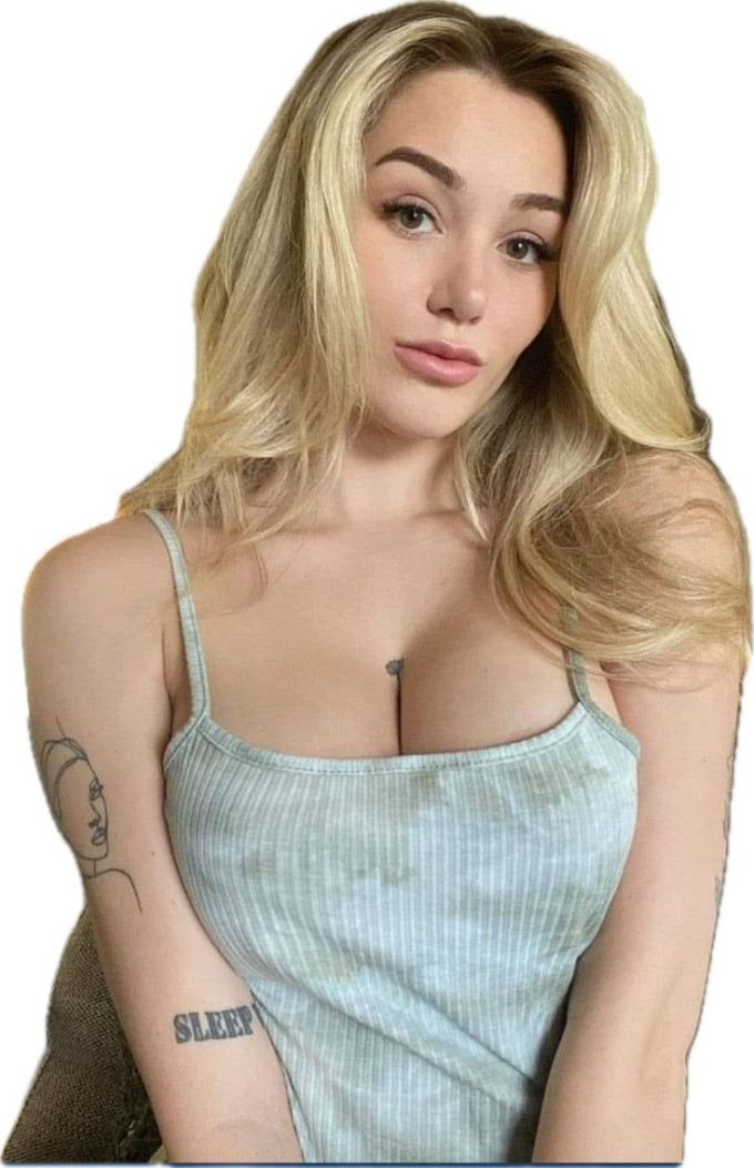 Sono disponibile per le tue esigenze sessuali interessati scrivimi 🥰❤️🥰