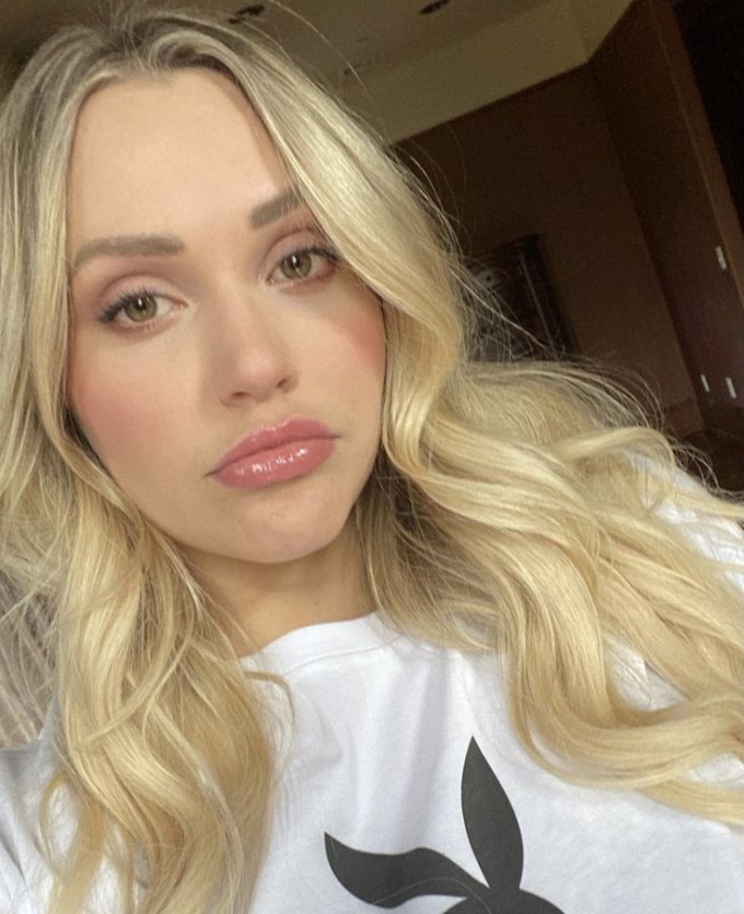 Mi chiamo Simona Lopez🫂, sono molto brava nel sesso👅, scrivimi se sei veramente interessato.  🫛