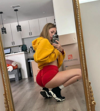 SONO PRONTO A DIVERTIRMI CON TE🫦🍌🍆
