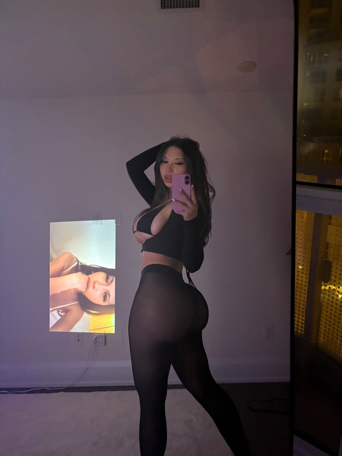 Je suis disponible dès maintenant pour vous, j'attends que vous passiez des moments inoubliables 💦❤️