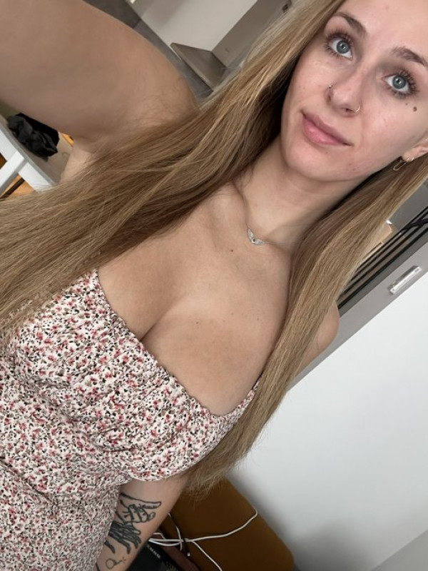 SONO PRONTO A DIVERTIRMI CON TE🫦🍌🍆