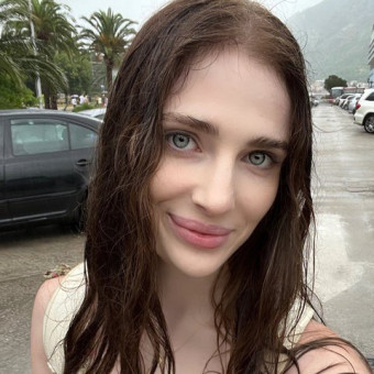 Donna calda disponibile per appuntamenti piccanti senza preservativo  e sesso nella natura 🏞 e in spiaggia 🦀 🍑🍆