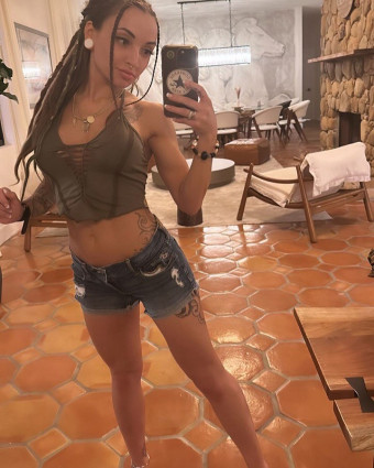 https://allmylinks.com/rosalieguette