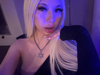 Je suis disponible dès maintenant pour vous, j'attends que vous passiez des moments inoubliables 💦❤️