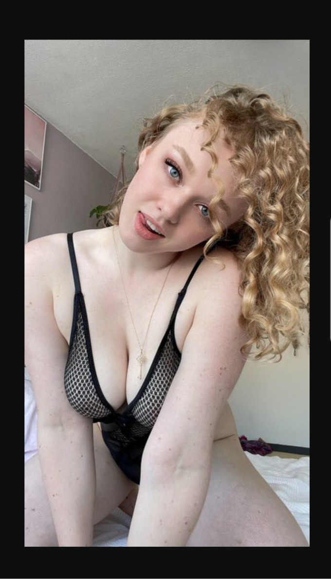 SONO UNA DONNA SINGLE DISPONIBILE PER UNA RAPPORTO SESSUALE MA È PAGAMENTO QUINDI SEI INTERESSATO
