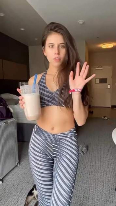Disponibile per sesso