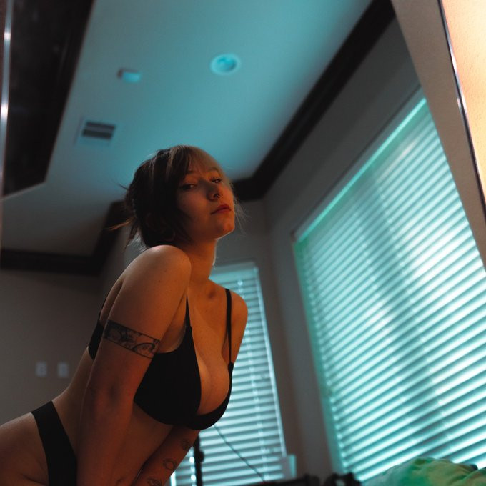 È un piano di massaggi e sesso per adulti