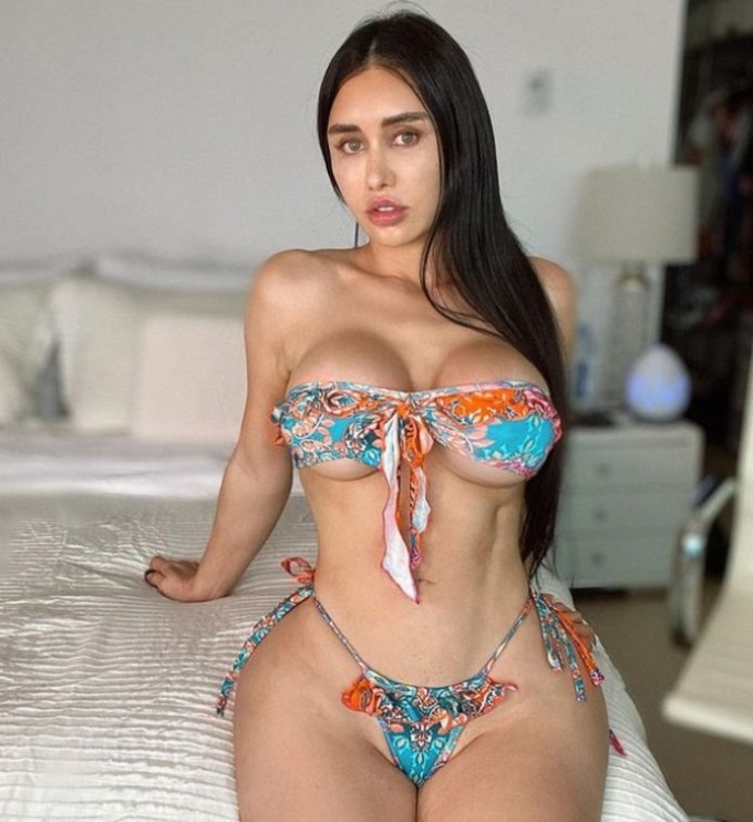 Sono disponibile per un buon momento di piacere