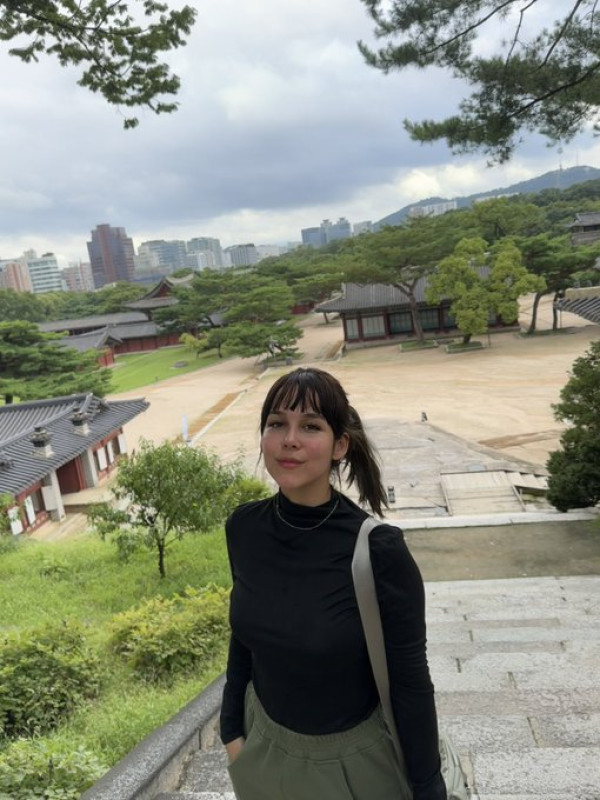 Sono disponibile per incontri sessuali 😘