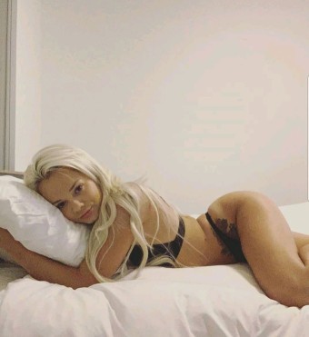 Ciao amori miei 😍, mi chiamo Chantal, sono una compagna ideale 🤭, pronta ad aiutarvi a trascorrere momenti erotici indimenticabili, a soddisfarvi...