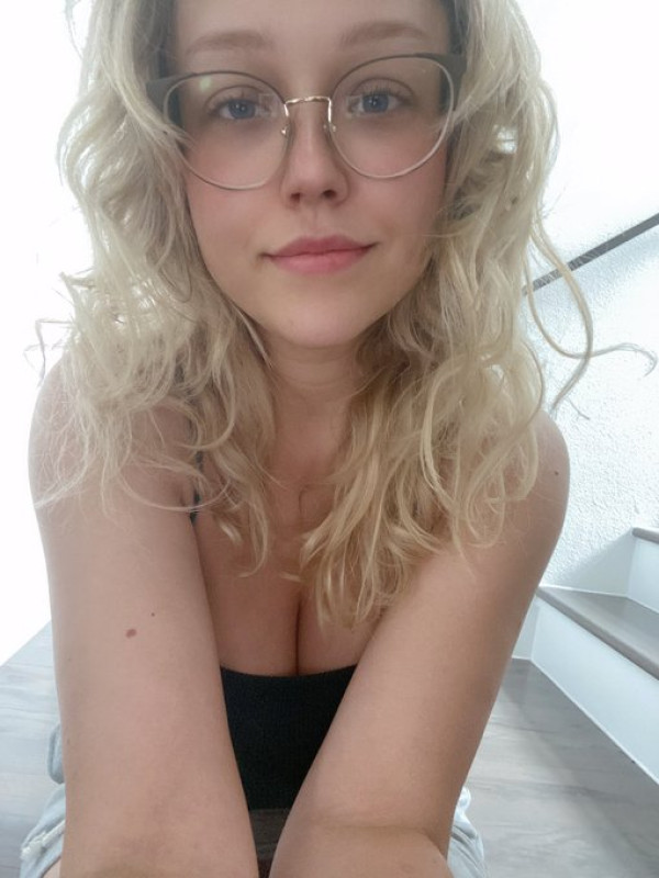 Sono disponibile ora 🥰🥰