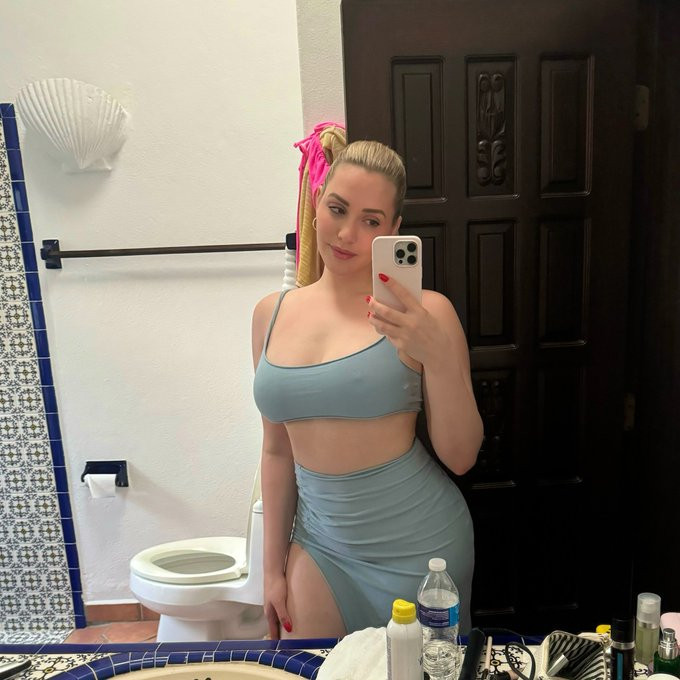 Sono una donna single disponibile per una rapporto sessuale ma è pagamento quindi sei interessato