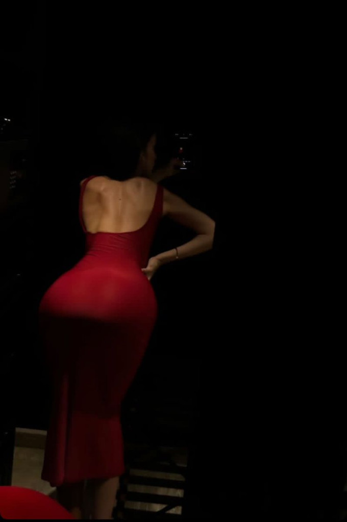 Sono disponibile ora per sesso tabù 🥰