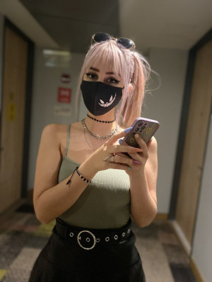 Sono disponibile per incontri sessuali 😘 Sono disponibile per incontri sessuali 😘