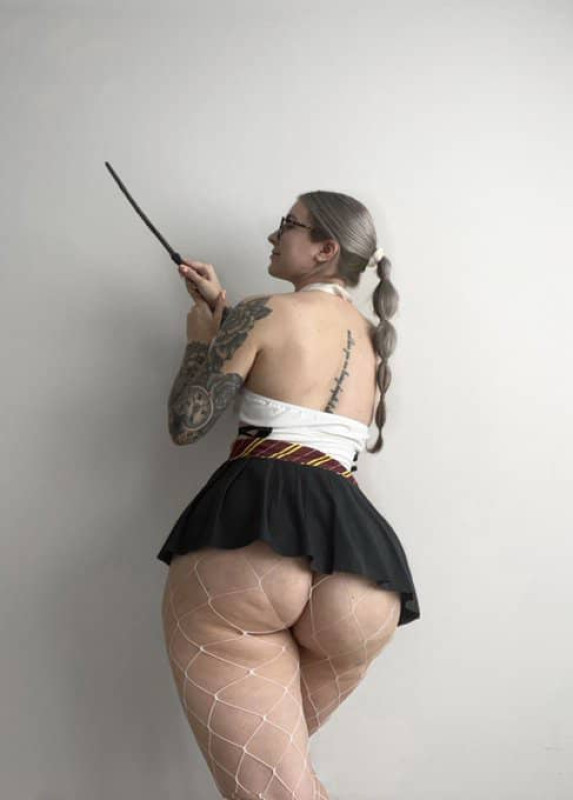 Sono disponibile per il piano Sensuale, scrivimi in privato