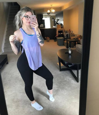 Sono disponibile per il piano Sensuale, scrivimi in privato