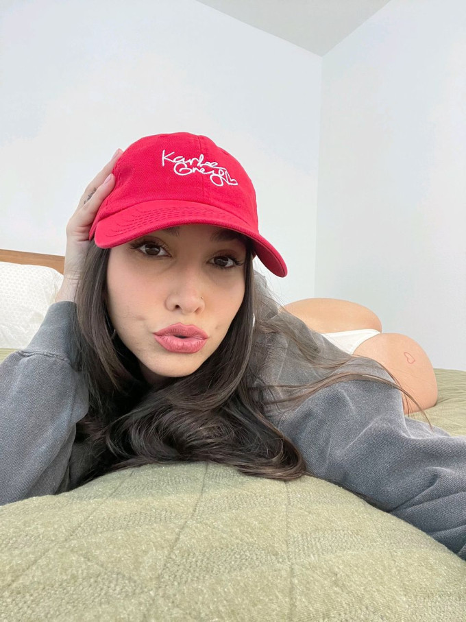 Se sei interessato, ti piacerebbe incontrarmi per trascorrere insieme dei bellissimi momenti di piacere sessuale scrivimi su télégramme @Victoriaricci2