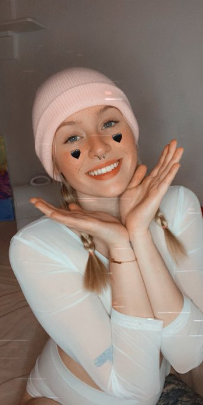 DISPONIBILE PER MASSAGGI INTIMO