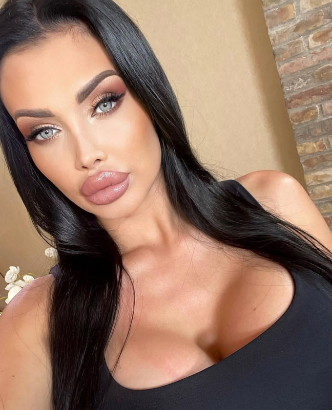 A disposizione per un momento piacevole e adorabile 😍💋😘