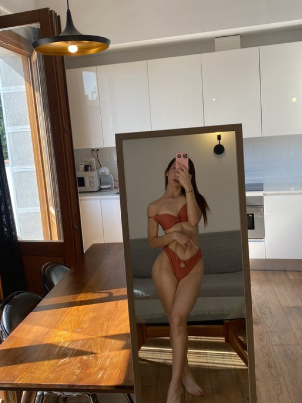 🍒Oggi nuova 💋 ragazza Orientale bella sexy 🤤🎀🎀Credo che sarai interessato a me💋 Un bacio TI aspetto💖💥