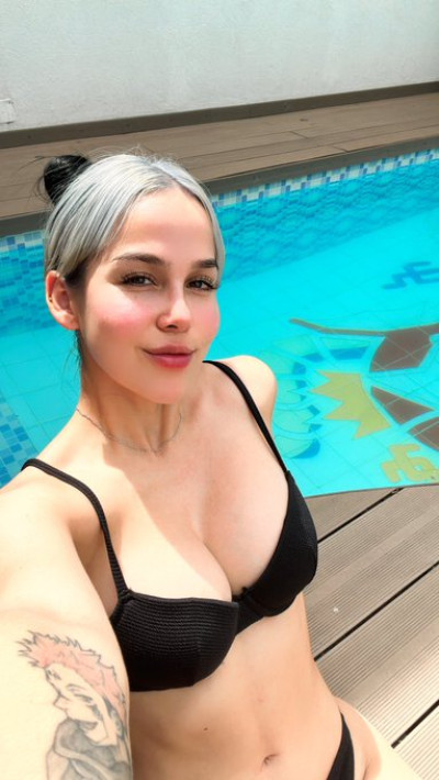 Sono disponibile per incontri sessuali 😘