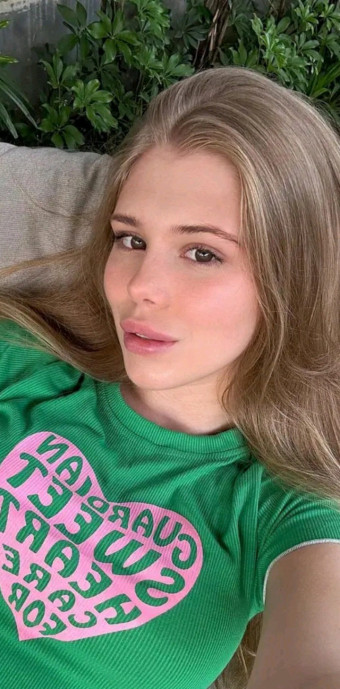 Mi chiamo Simona Lopez🫂, sono molto brava l sesso👅, scrivimi se sei veramente interessato.