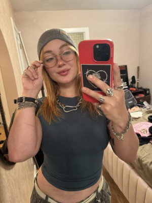 Ciao 🎉 mi chiamo 💃belamia renata giovane italiana molto sexy e talentuosa mi renderà così felice 💞 stare con te 🤼