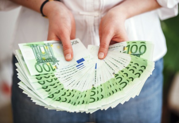 HAI BISOGNO DI UN CREDITO ESPRESSO