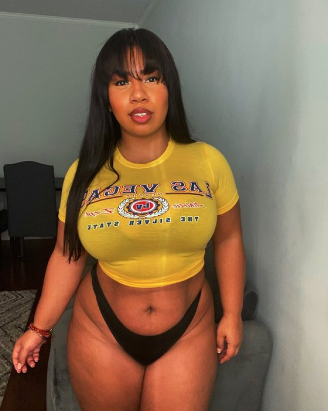 Sono disponibile; scrivimi direttamente su WhatsApp utilizzando il mio numero WhatsApp +22958503830