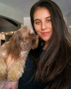 Sono una ragazza romantica e cerco un principe azzurro e soprattutto serio e onesto