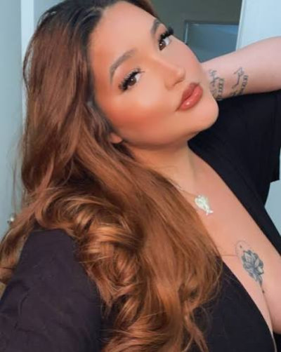 Sono disponibile per i vostri piaceri 🥰