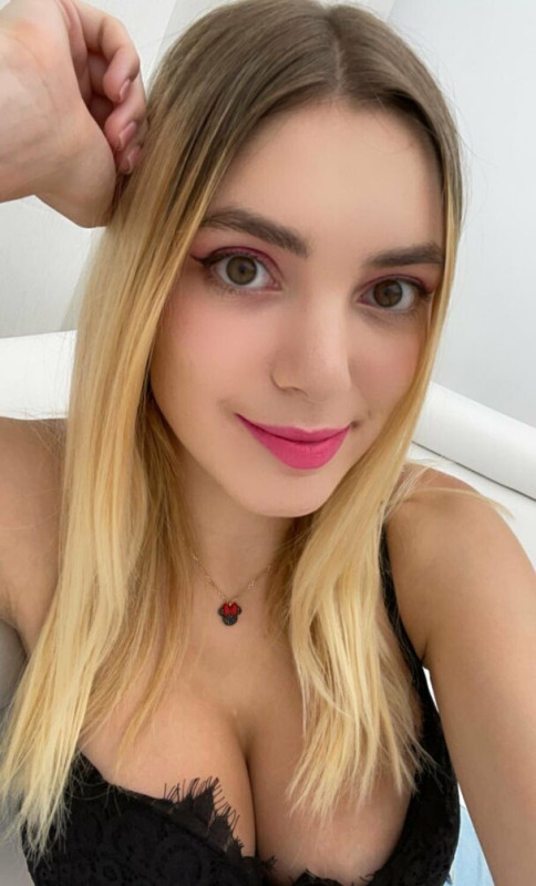 Sono una donna single disponibile per una rapporto sessuale ma è pagamento quindi sei interessato