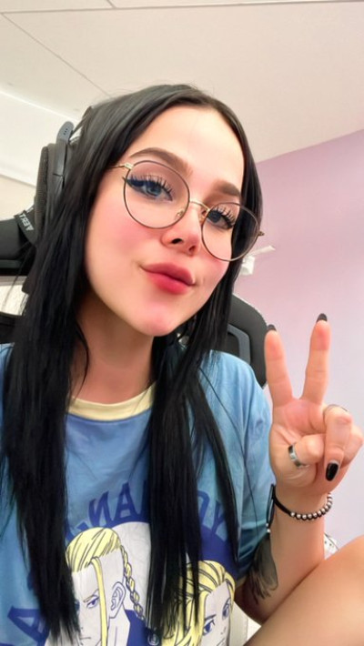 Sono disponibile per incontri sessuali 😘