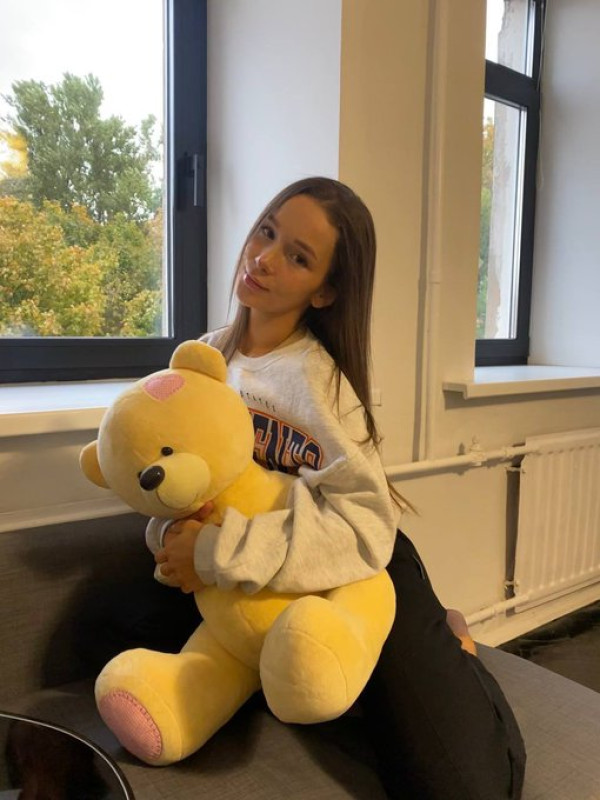 Sono disponibile ora per sesso tabù 🥰