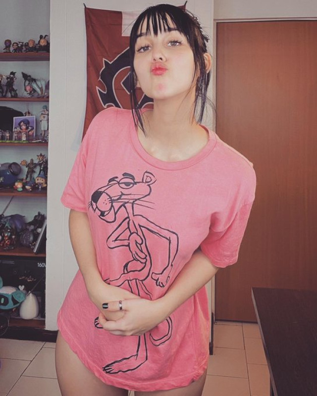 Je suis disponible au +393512844415