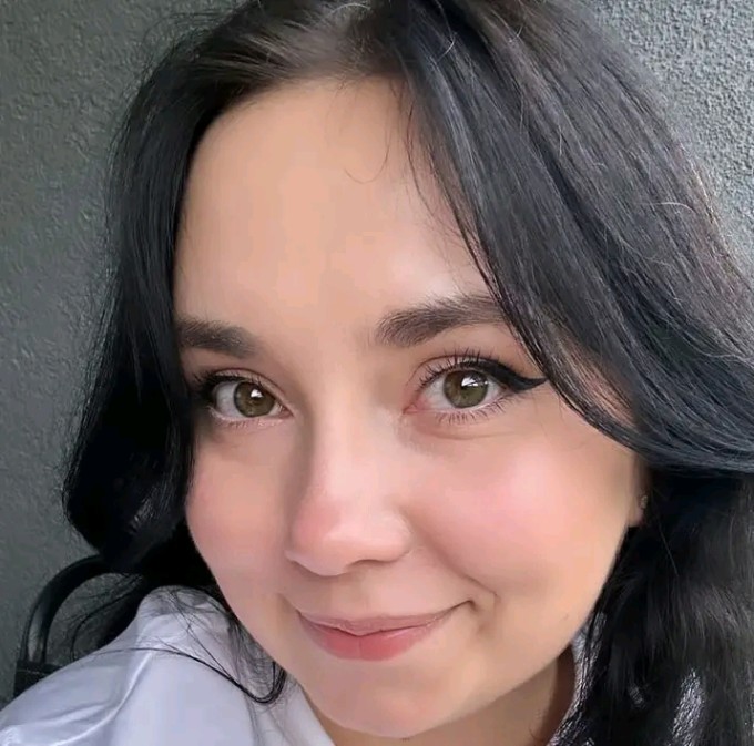 Sono disponibile per un incontro sessuale