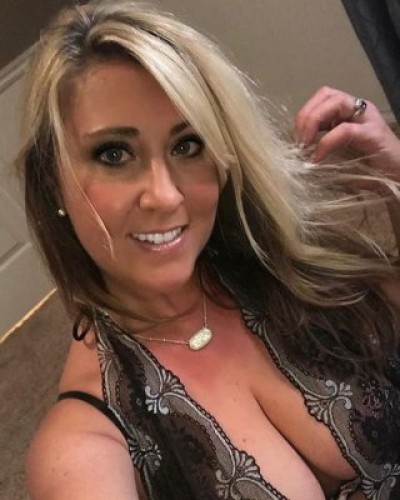 Disponibile ora per i tuoi desideri sessuali+2250556045536