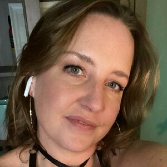 Sono disponibile per sesso tabù indimenticabile