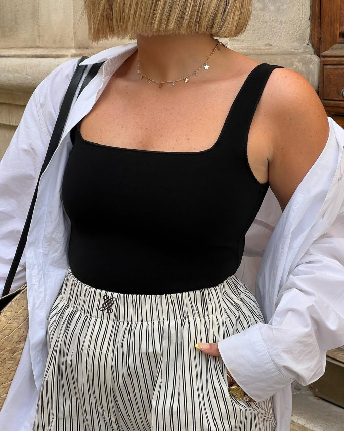 Escort girl for pleasure